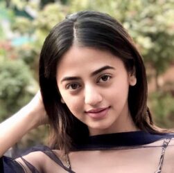 Helly Shah Indian television actress Wiki ,Bio, Profile, Unknown Facts and Family Details revealed